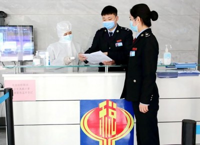 菏澤稅務(wù) “戰(zhàn)疫”一線(xiàn)稅力量，服務(wù)大局顯擔(dān)當(dāng)